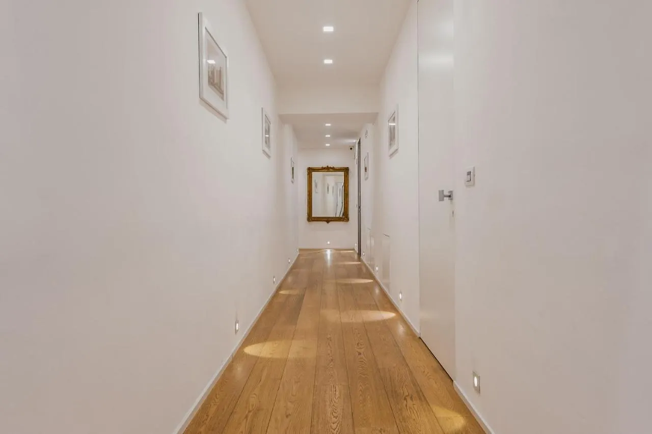 Rg7 Apartments CTA