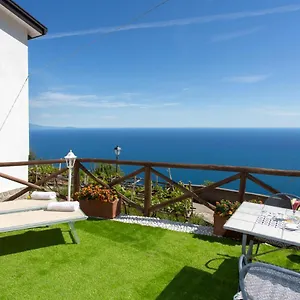  Vakantiehuis Holidays Perla D'amalfi Italië